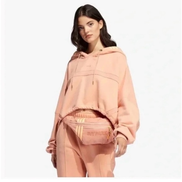 IVY PARK X ADIDAS 2 PC SET Ambient Blush Shrug And Joggers Set - Picture 2 of 16